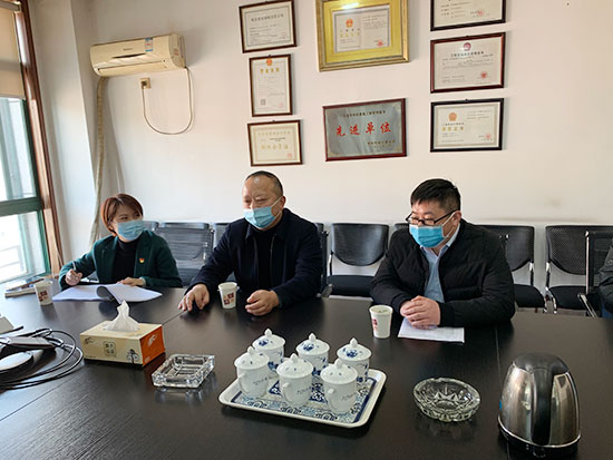 荷花池街道黨工委書記汪惠林同志一行蒞臨我單位實地檢查指導(dǎo)疫情防控和企業(yè)復(fù)工復(fù)產(chǎn)工作